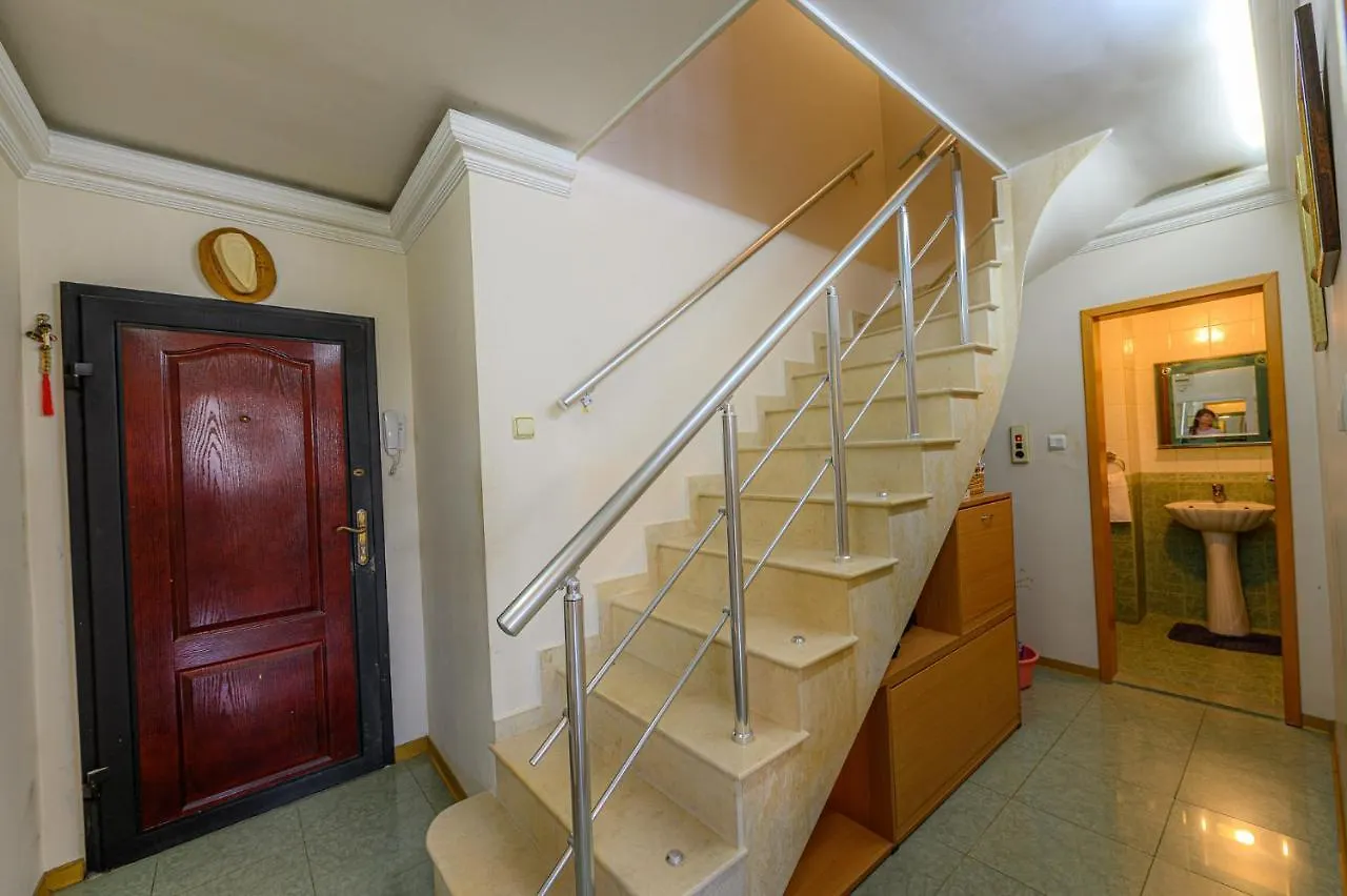 בורגאס Buda High Steps Sunny Apartment - 5Min To Beach